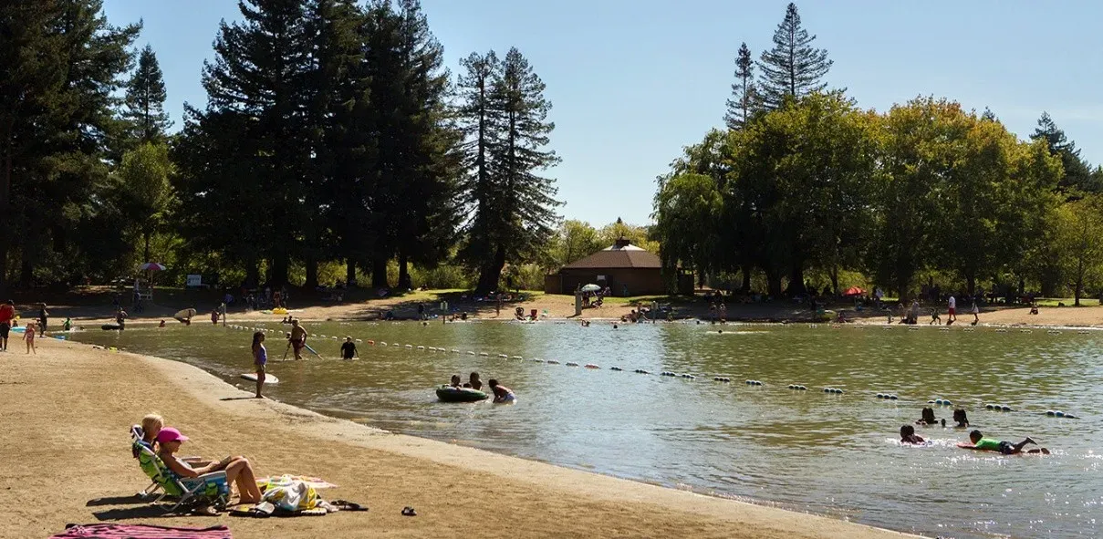 Picnic & Trails at Spring Lake Regional Park 